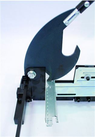 Edma - Guillotine pour profilés métalliques jusqu'à 125 mm de large -  PROFILCUT MEGA II